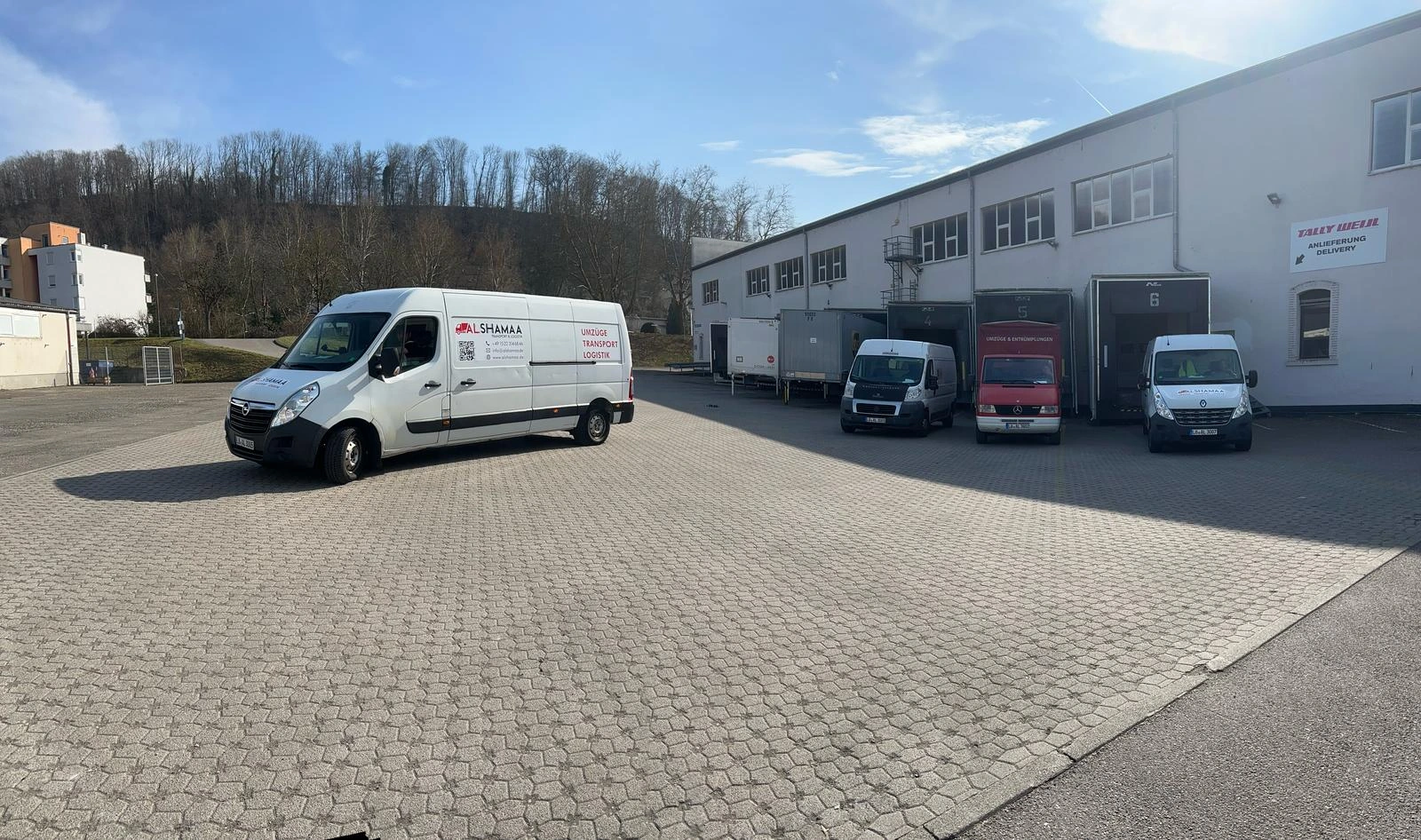 Umzugswagen von ALSHAMAA für Umzüge in Freiburg und Umgebung